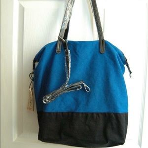 Color block tote with shoulder strap