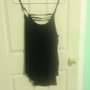 Black cute tank top, high low