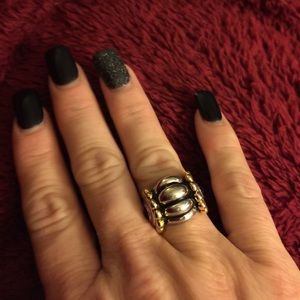 Premier gold/silver ring