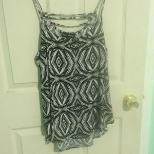 Black and white high low tank top