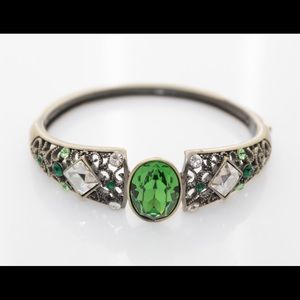 Green stone gold antique design bangle bracelet
