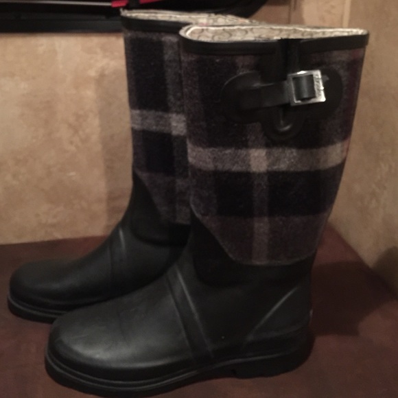 Chooka plaid rainboots