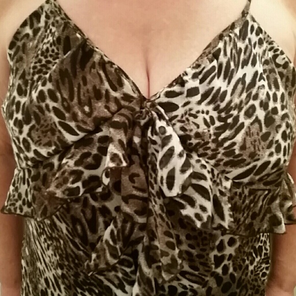 Dress - Picture 2 of 4