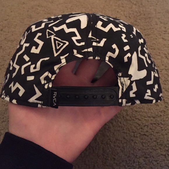 SnapBack Hat - Picture 3 of 4