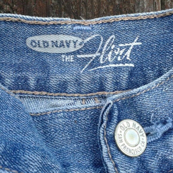 Old Navy Jean Short - Picture 4 of 4
