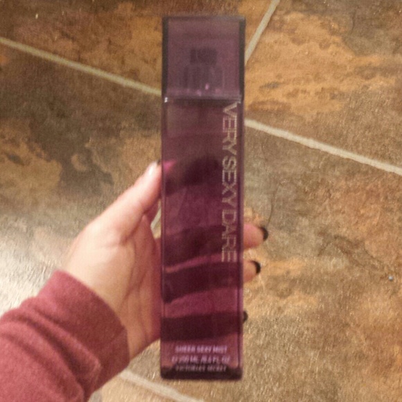 victoria secret very sexy dare