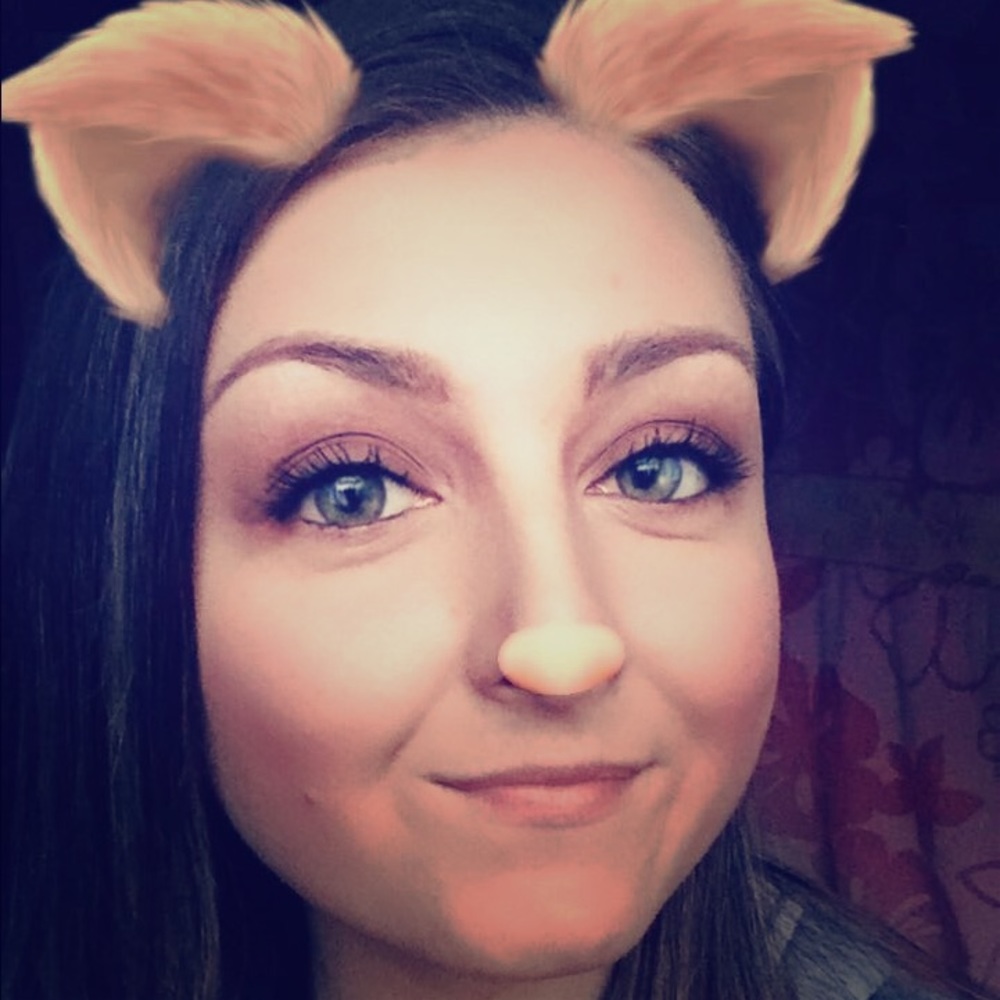 Meet your Posher, Lauren