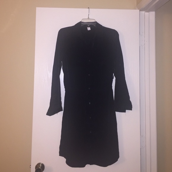 NWT Long sleeve black button up dress