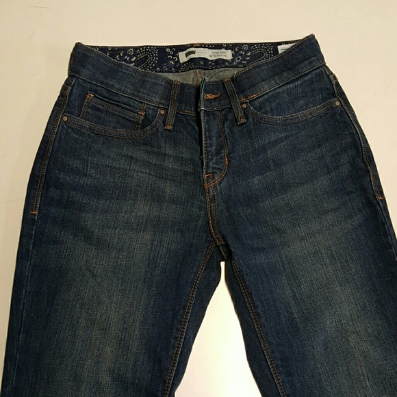 sold**perfect waist straight leg levis jeans - Picture 2 of 4