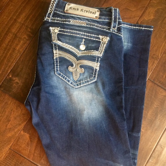 Rock Revival jeans size 31. Inseam 32"