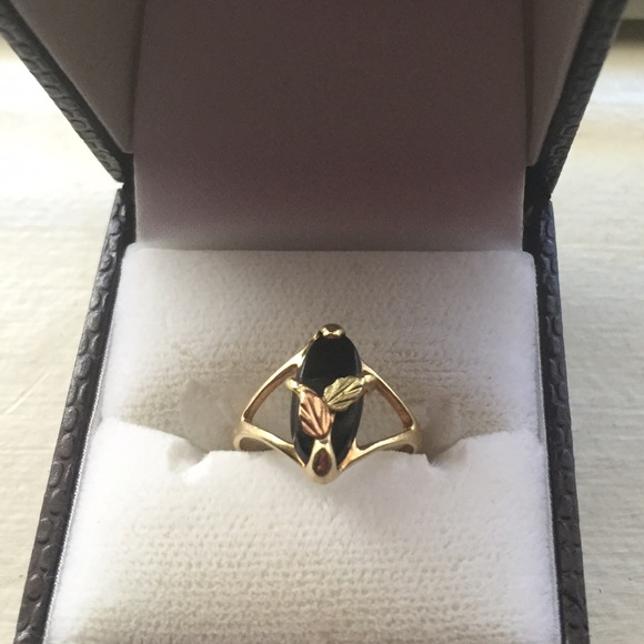 14K solid gold genuine onyx ring