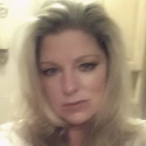 Meet your Posher, Cassandra