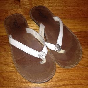 A&E Sandals