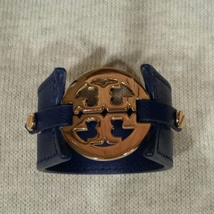 Tory Burch double snap bracelet.