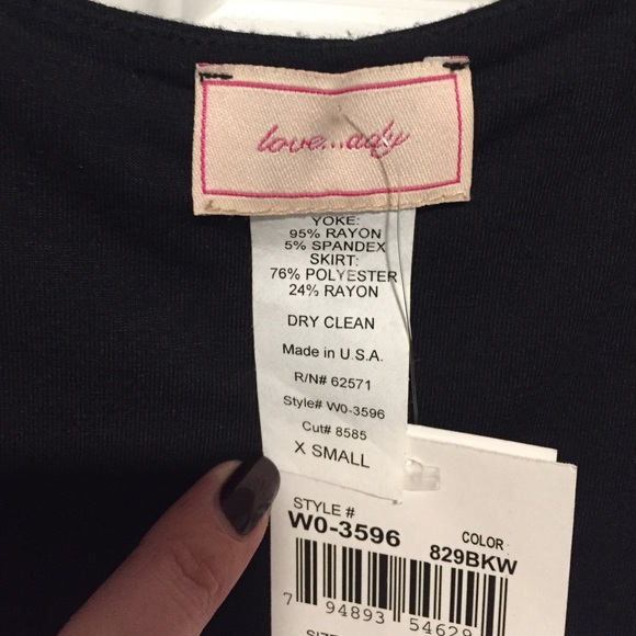 Super Cute Party Dress! NWT - Picture 3 of 3