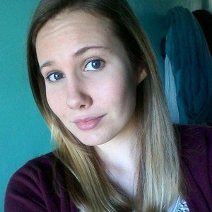 Meet your Posher, Casey