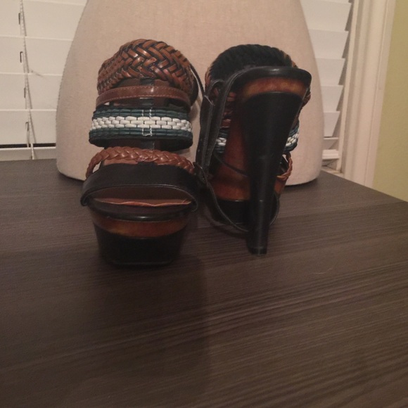 Colin Stuart Shoes - Additional pics of heels