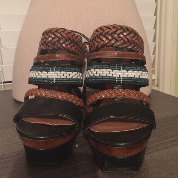 Additional pics of heels - Picture 3 of 4