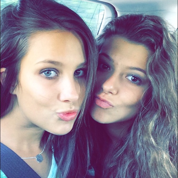 Meet your Posher, Andrea - Picture 1 of 1