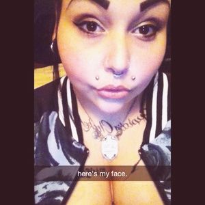 Meet your Posher, Shannon