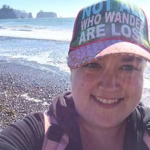 Meet your Posher, Brooke