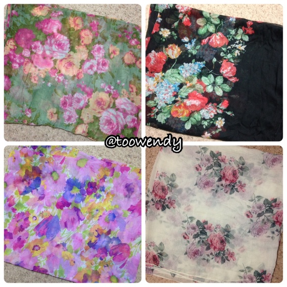 2 Charlotte Russe Floral Print Infinity Scarf - Picture 2 of 4