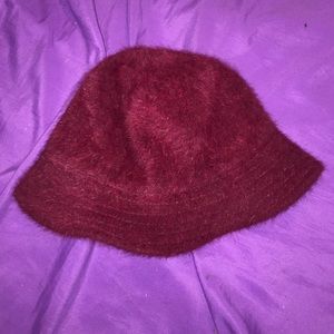 Burgundy bucket hat