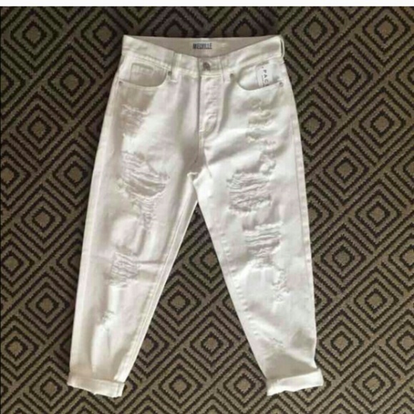 ISO - Picture 4 of 4