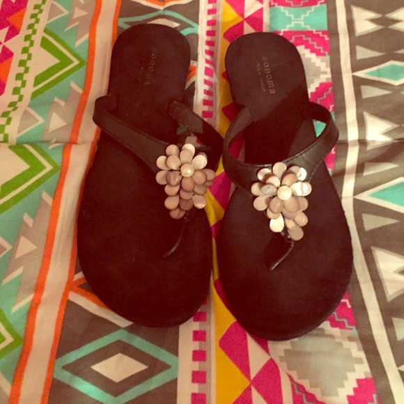 Super comfy sandals