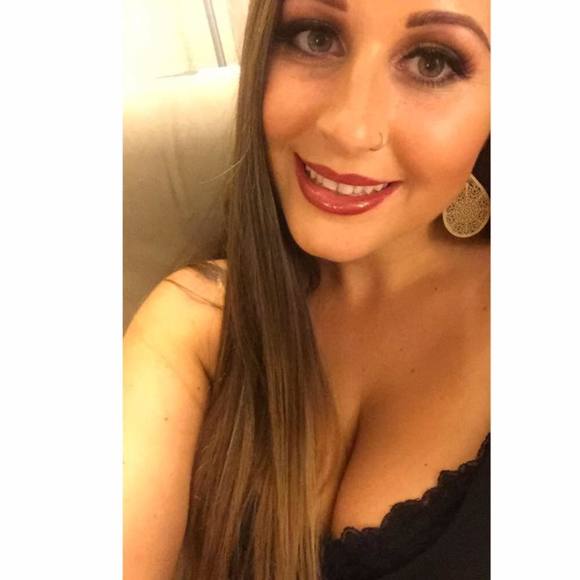 Meet your Posher, Kiani