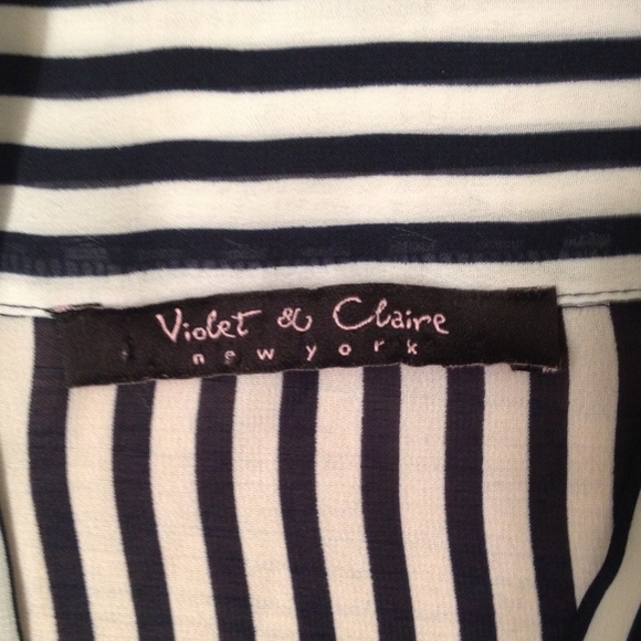 NWOT Violet and Claire Top⭐BUNDLED - Picture 3 of 4