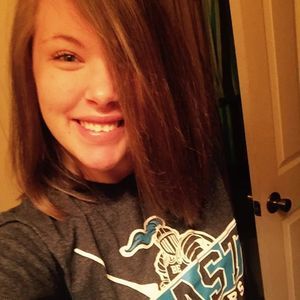 Meet your Posher, Alexis