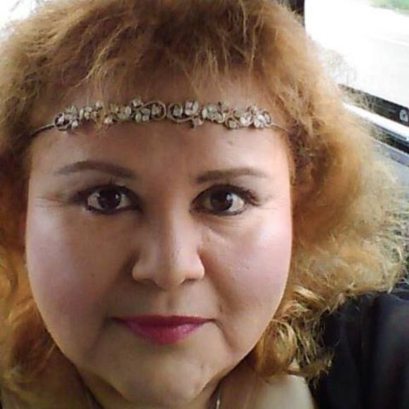 Meet your Posher, Marielena