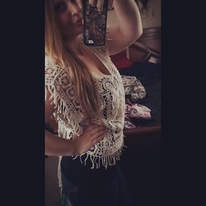 Meet your Posher, Alixandria