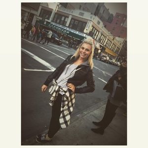 Meet your Posher, Hope