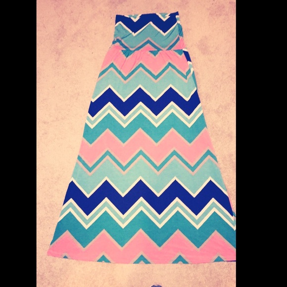 Chevron Maxi Skirt