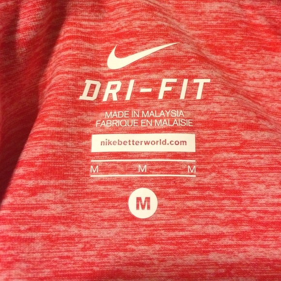 Nike dri-fit 1/4 zipper pullover - Picture 3 of 3