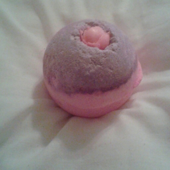 Lush sex bomb