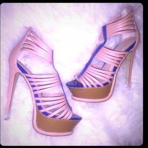NIB Beau & Ashe Sexy pink & blue heels