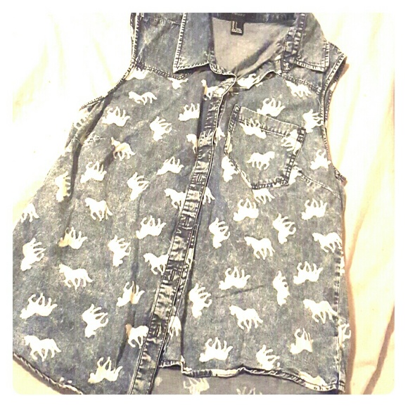 Forever 21 Horse Print Blue Jean Shirt - Picture 1 of 1