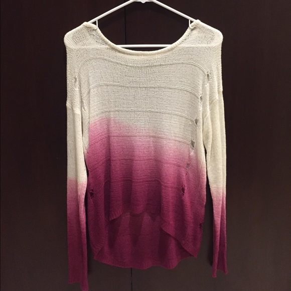 SOLD 🚫 ombré distressed sweater!!¡¡