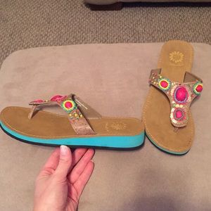 Yellow box sandals
