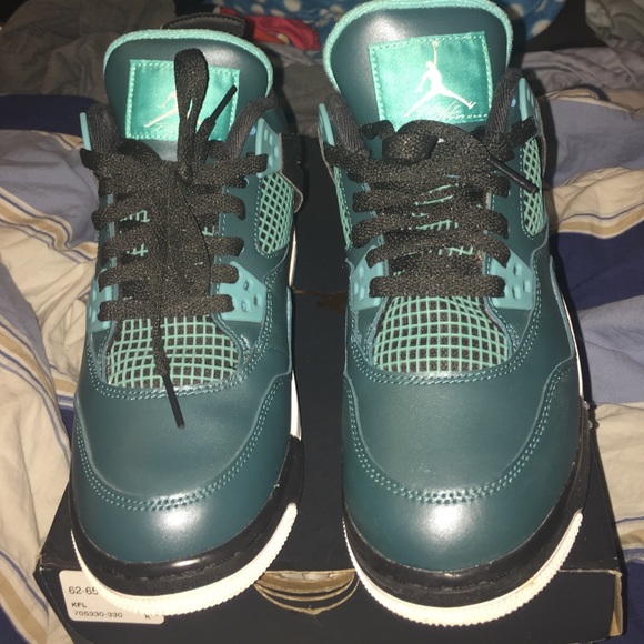 Air Jordan Retro 4 "30th generation"