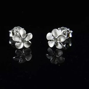 Sterling Silver Hawaiian Plumeria 💎 Earrings