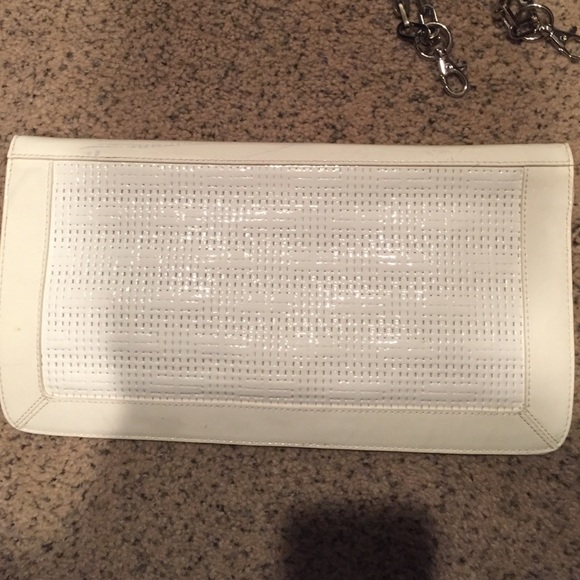 Tory Burch white patent clutch - Picture 4 of 4