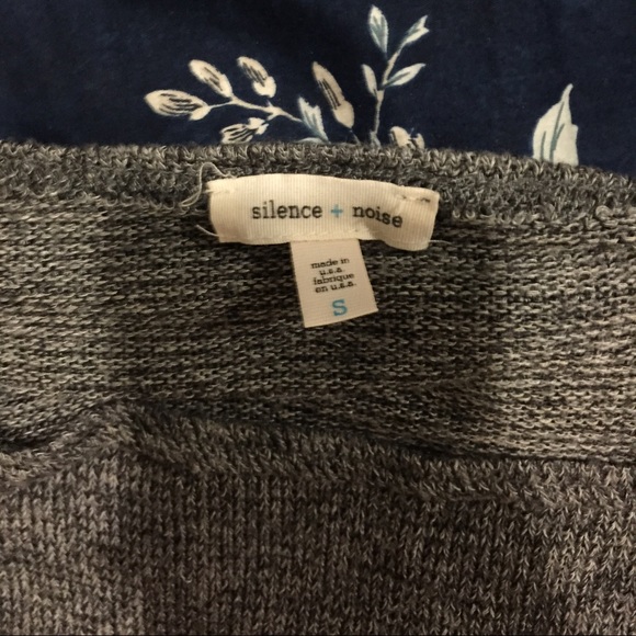 TRADED Silence and noise over sized sweater top