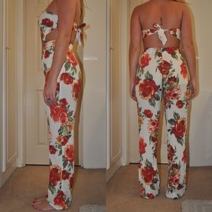 Forever 21 Pants - Forever 21 Floral Jumpsuit Forever 21 Pants - Forever 21 Floral Jumpsuit
