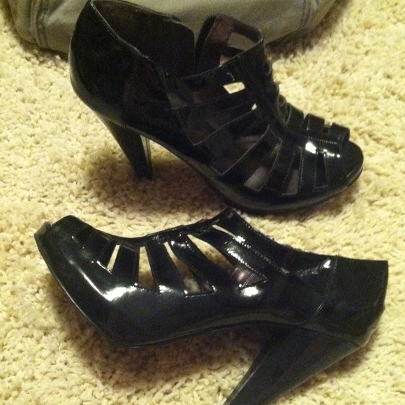 black heels