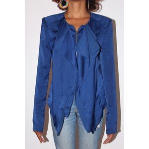BCBGMaxAzria Jackets & Coats - BCBG Blue Sweater Blazer BCBGMaxAzria Jackets & Coats - BCBG Blue Sweater Blazer