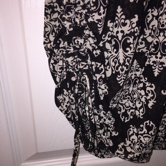 Button down top - Picture 3 of 3